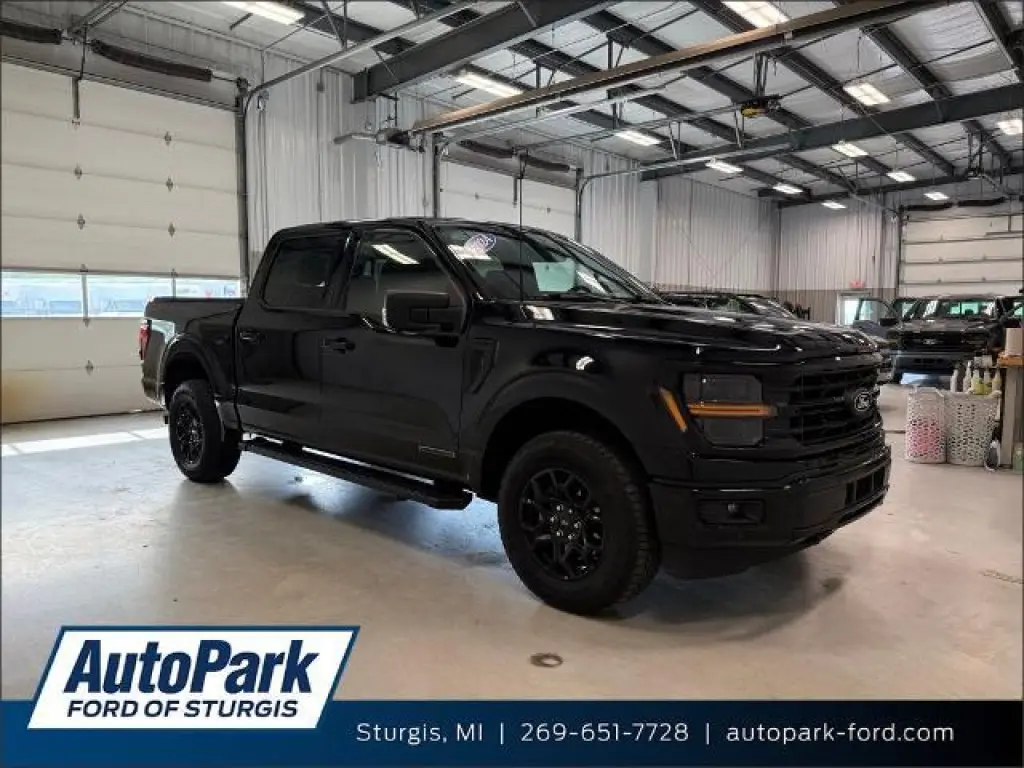 Ford F-150 2024 4x4 XLT 4 puertas SuperCrew 6.5 pies. SB