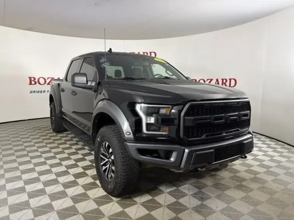 Ford F-150 2019 4x4 Raptor 4 puertas SuperCrew 5.5 pies. SB