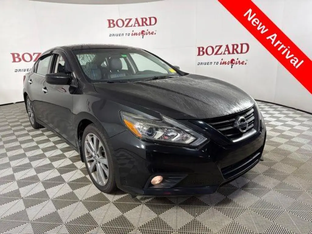 Nissan Altima 2018 2.5 SR 4 puertas Sedan
