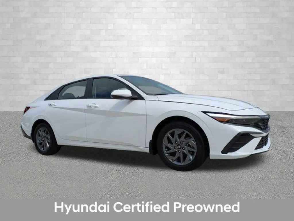 Hyundai ELANTRA Híbrido 2024 Azul 4 puertas Sedan