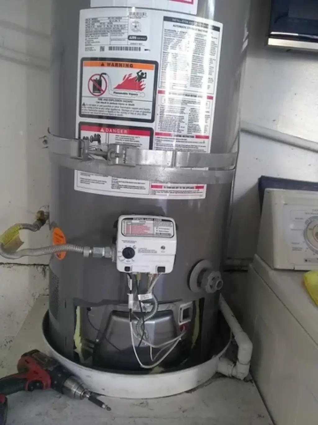 Técnico en calentado de agua