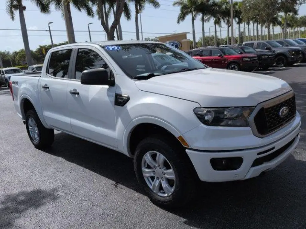 Ford Ranger 2019 4x4 XLT 4 puertas SuperCrew 5.1 pies. SB