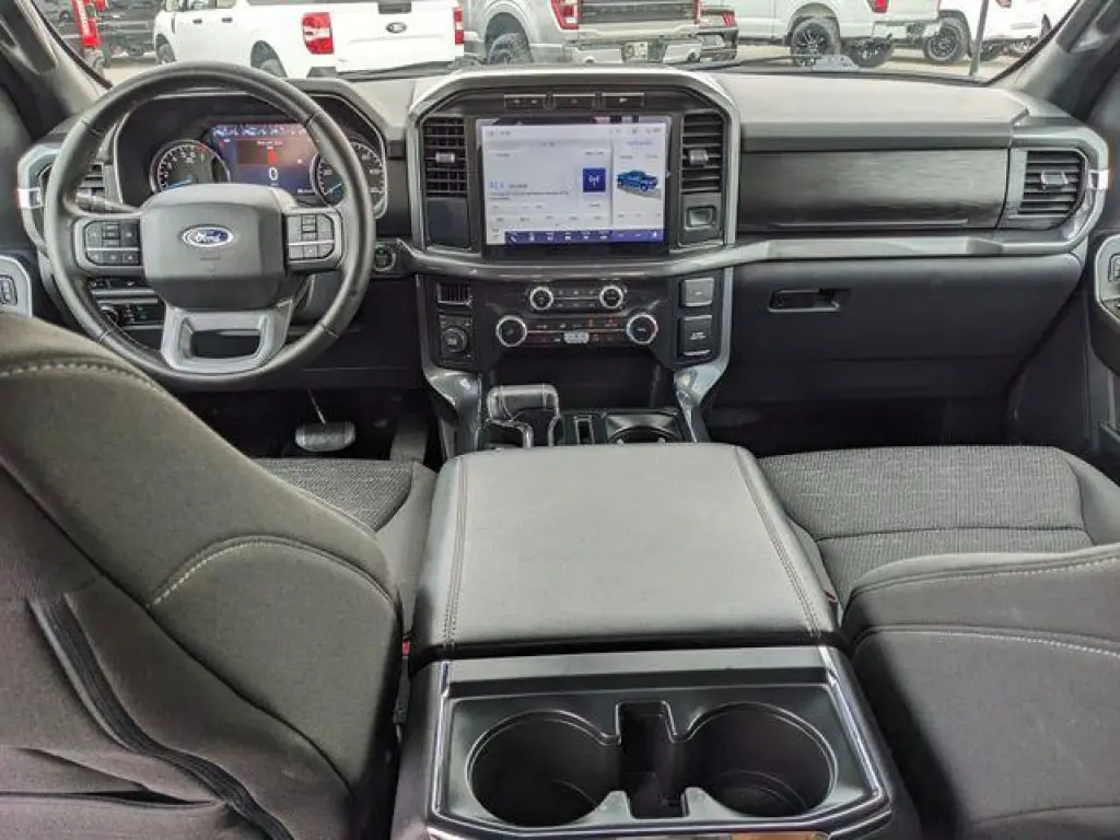 Ford F-150 2023 4x4 XLT 4 puertas SuperCrew 5.5 pies SB