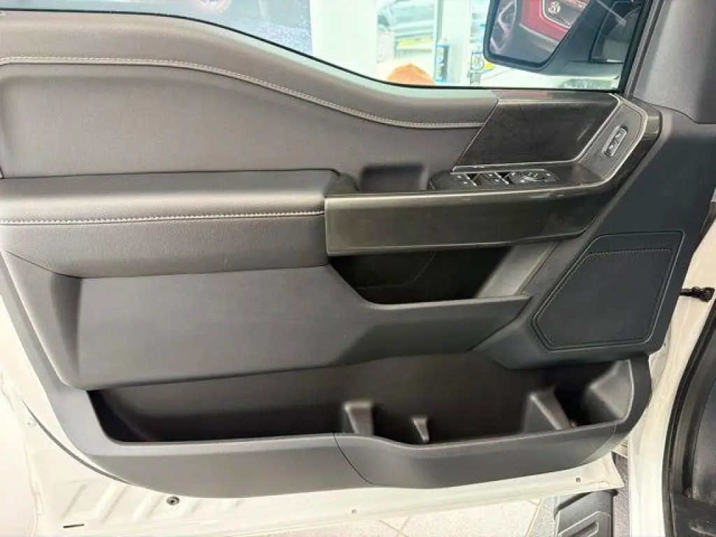 Ford F-150 2023 4x4 XLT 4 puertas SuperCrew 5.5 pies SB