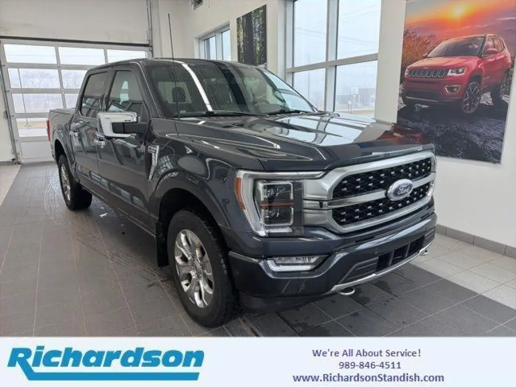 Ford F-150 2022 4x4 Platinum 4 puertas SuperCrew 6.5 pies. SB