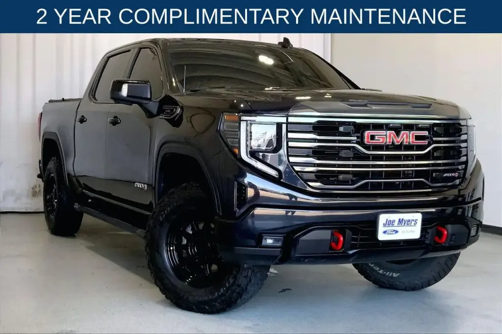 GMC Sierra 1500 2022 4x4 AT4 4p. Cabina Crew 5.8 ft. Caja corta