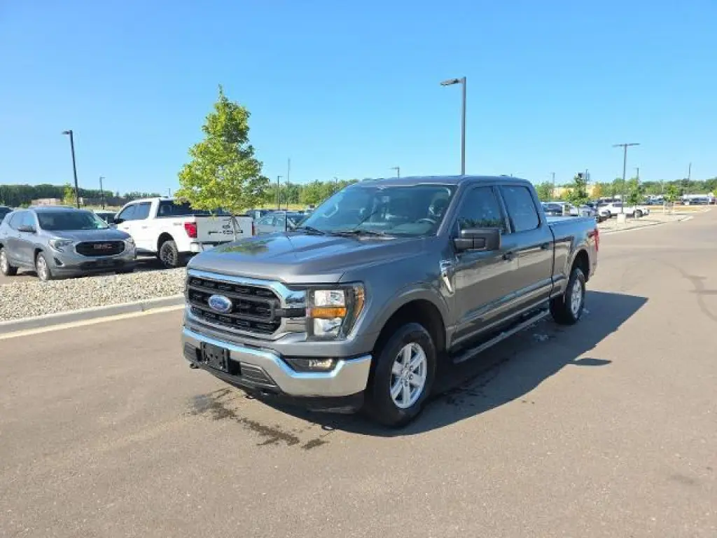 Ford F-150 2023 4x4 XLT 4 puertas SuperCrew 6.5 pies SB