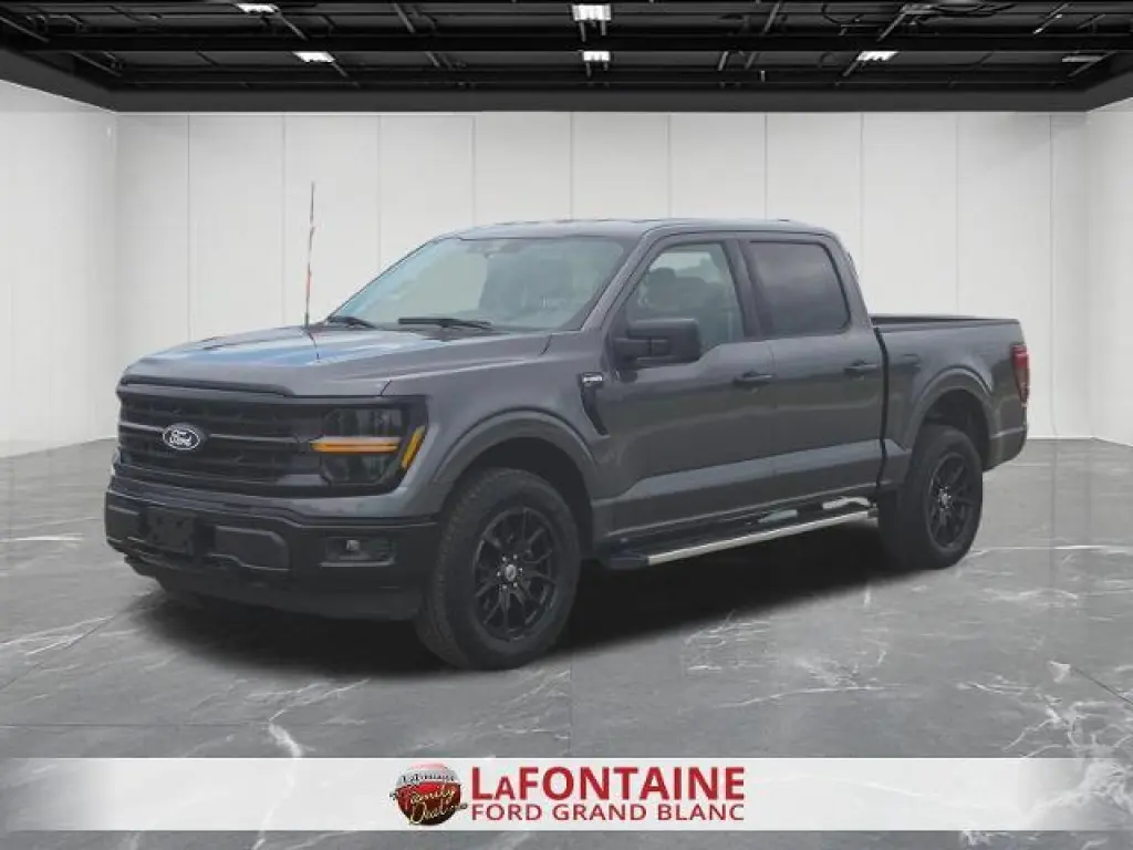 Ford F-150 2025 4x4 XLT 4 puertas SuperCrew 5.5 pies. SB