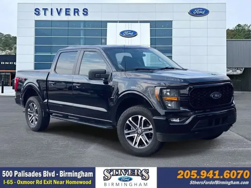 Ford F-150 2023 4x4 XL 4 puertas SuperCrew 5.5 pies SB