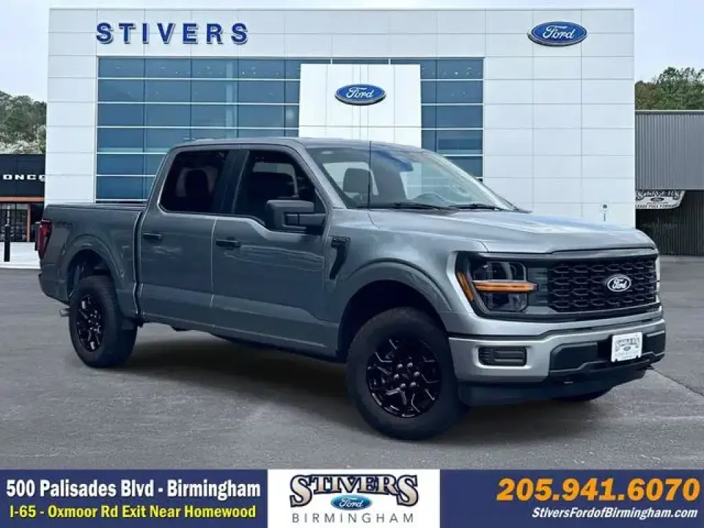 Ford F-150 2026 4x4 STX 4 puertas SuperCrew 5.5 pies. SB