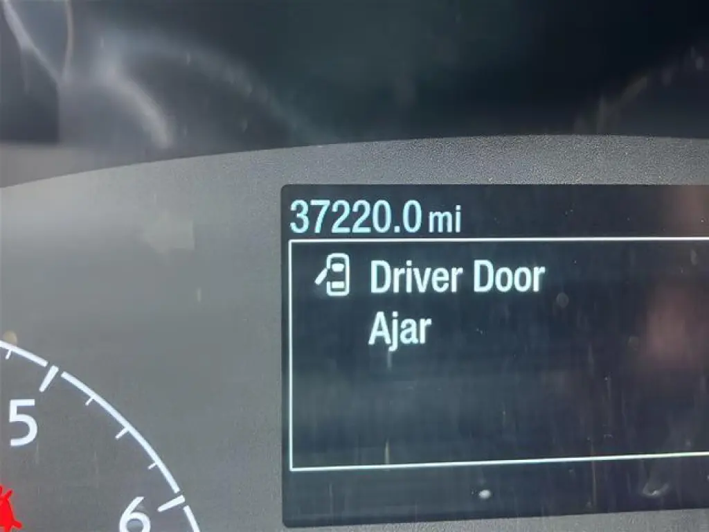 Ford Transit 2022 250 3 puertas SWB Techo bajo Furgón de carga