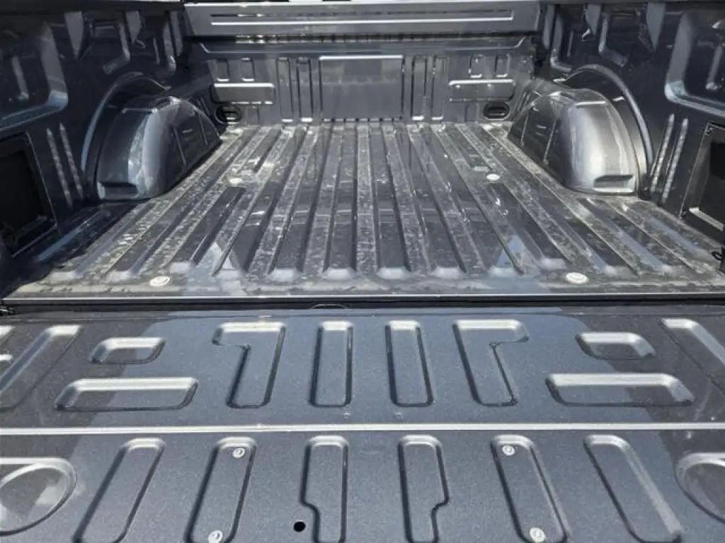 Ford F-150 2026 4x2 STX 4 puertas SuperCrew 5.5 pies. SB
