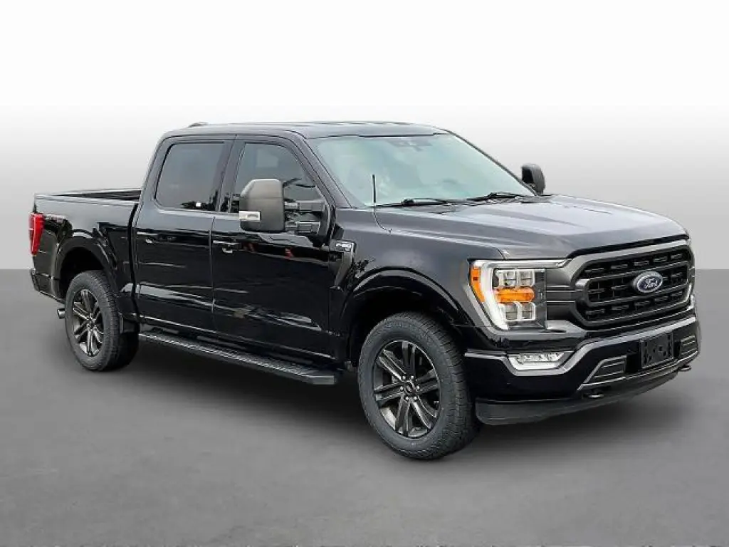 Ford F-150 2021 4x4 XLT 4 puertas SuperCrew 5.5 pies SB