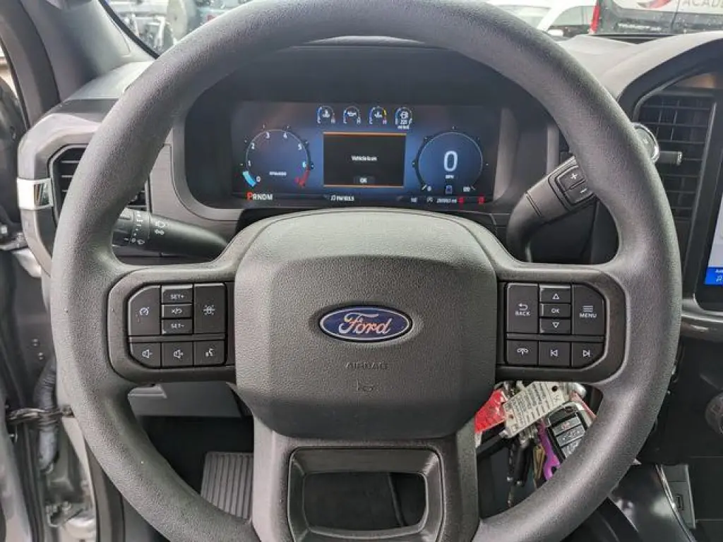Ford F-150 2024 4x2 STX 4p SuperCrew 5.5 ft. SB