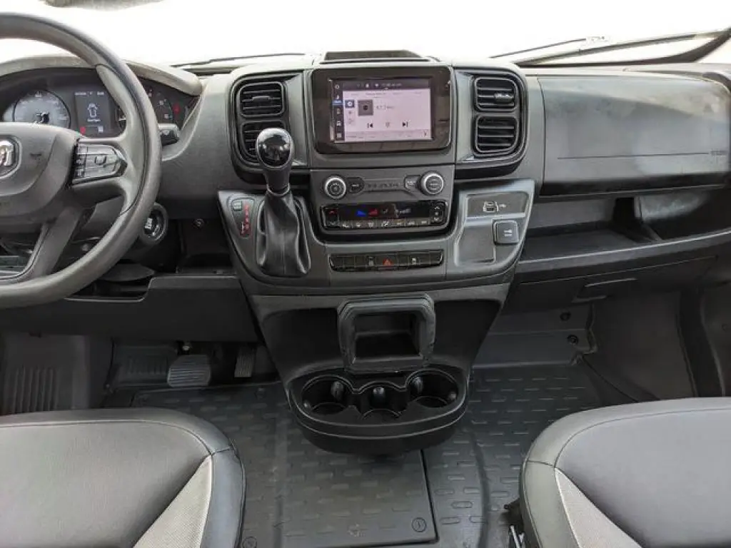 Ram ProMaster 2024 Tradesman 2500 136 WB 3dr High Roof Cargo Van sin asiento de pasajero