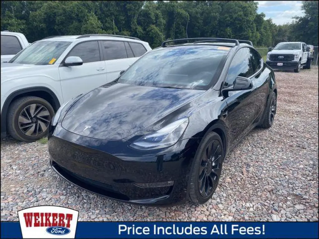 Tesla Model Y 2022 AWD Performance 4p Crossover
