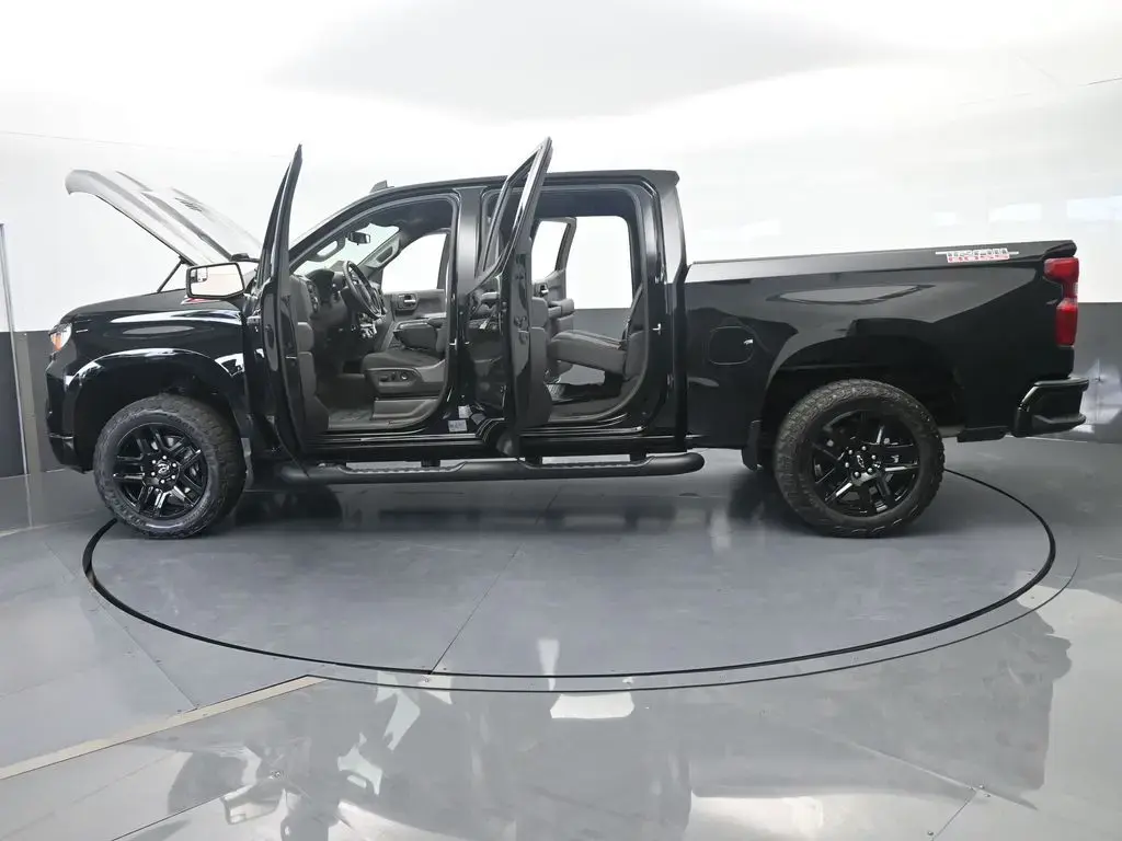 Chevrolet Silverado 1500 2024 4x4 Custom Trail Boss 4dr Crew Cab 5.8 ft. SB