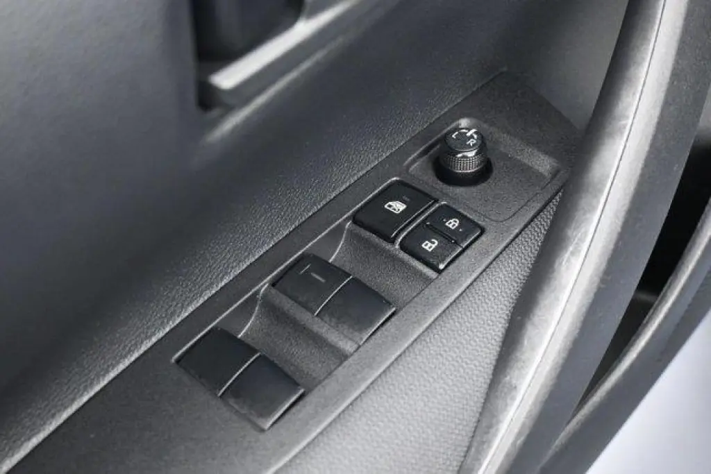 Toyota Corolla 2024 LE 4 puertas Sedán