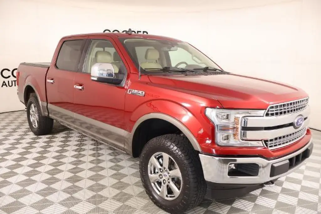 Ford F-150 2019 4x4 Lariat 4 puertas SuperCrew 5.5 pies. SB
