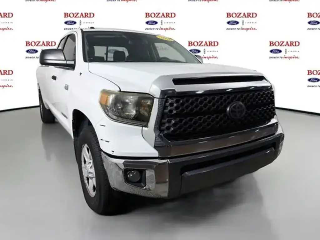 Toyota Tundra 2018 4x4 SR 4p Doble Cabina Camioneta LB (5.7L V8 FFV)