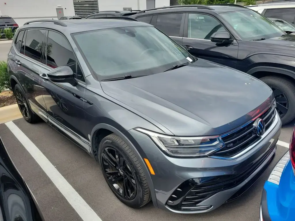 Volkswagen Tiguan 2023 SE R-Line Black SUV de 4 puertas