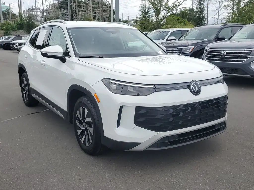 Volkswagen Tiguan 2025 S SUV de 4 puertas