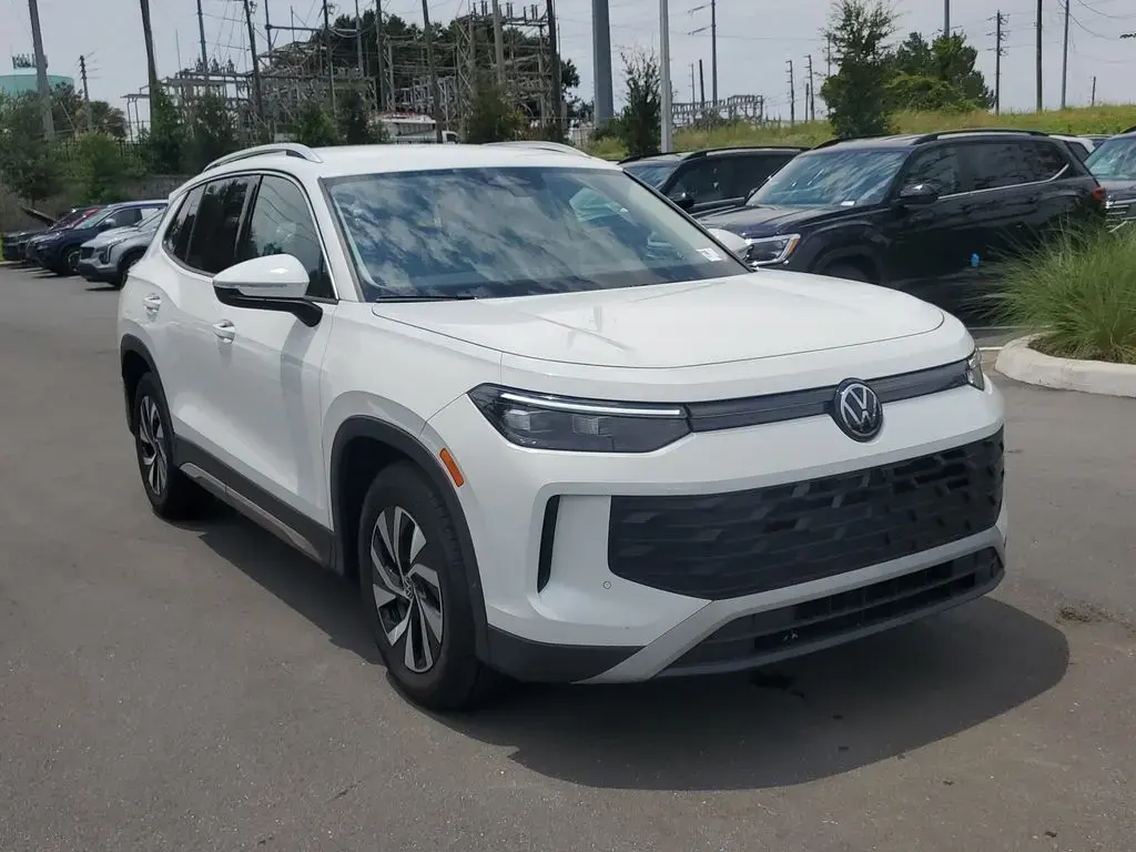 Volkswagen Tiguan 2025 S SUV de 4 puertas