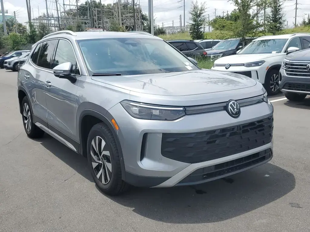 Volkswagen Tiguan 2025 S SUV de 4 puertas