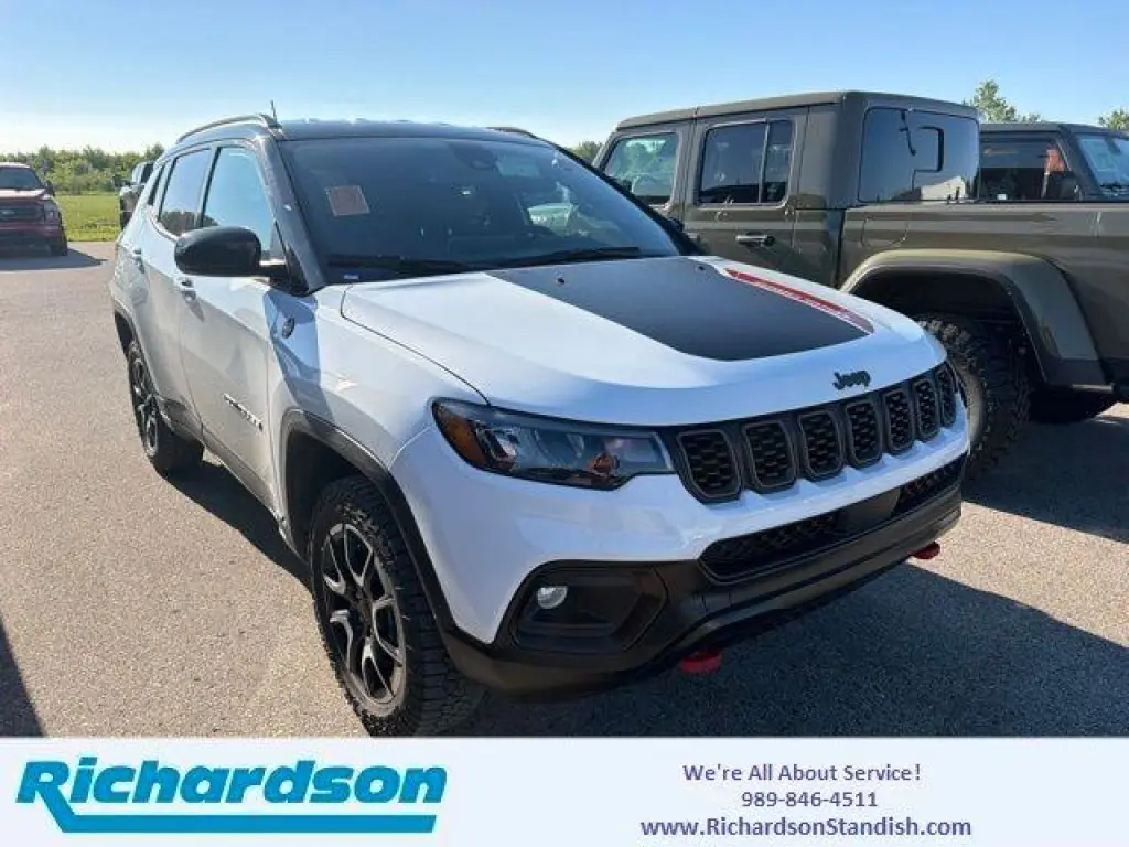 Jeep Compass 2025 4x4 Trailhawk 4 puertas SUV