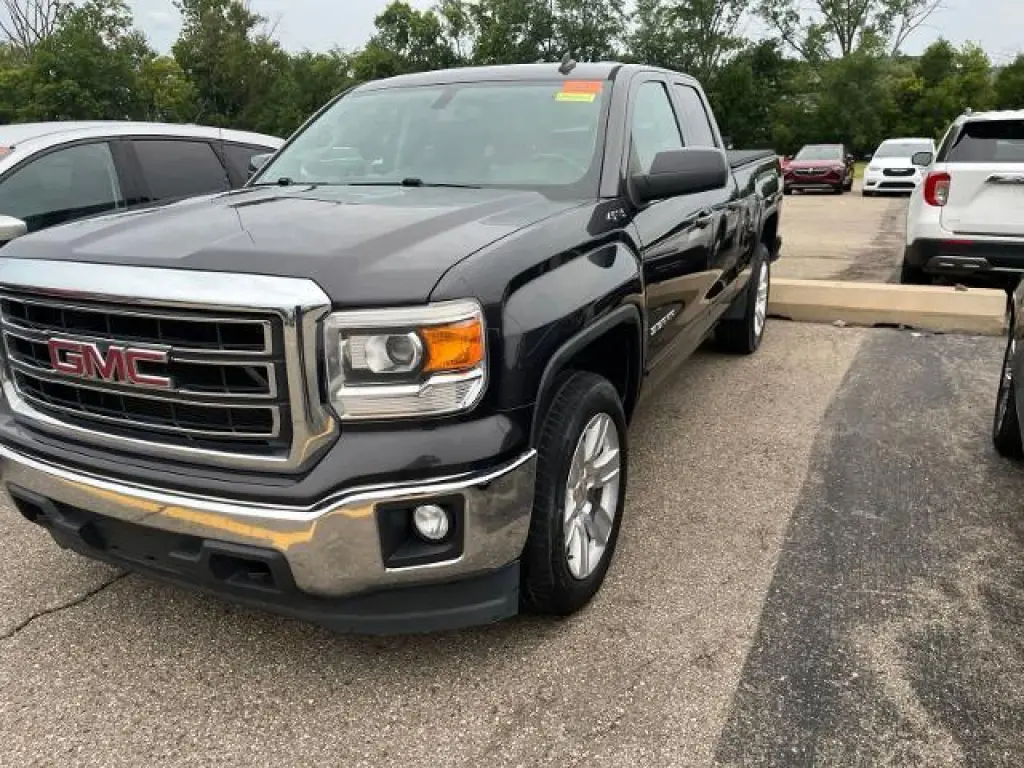GMC Sierra 1500 2014 4x4 SLE 4 puertas Cabina doble 6.5 pies. SB