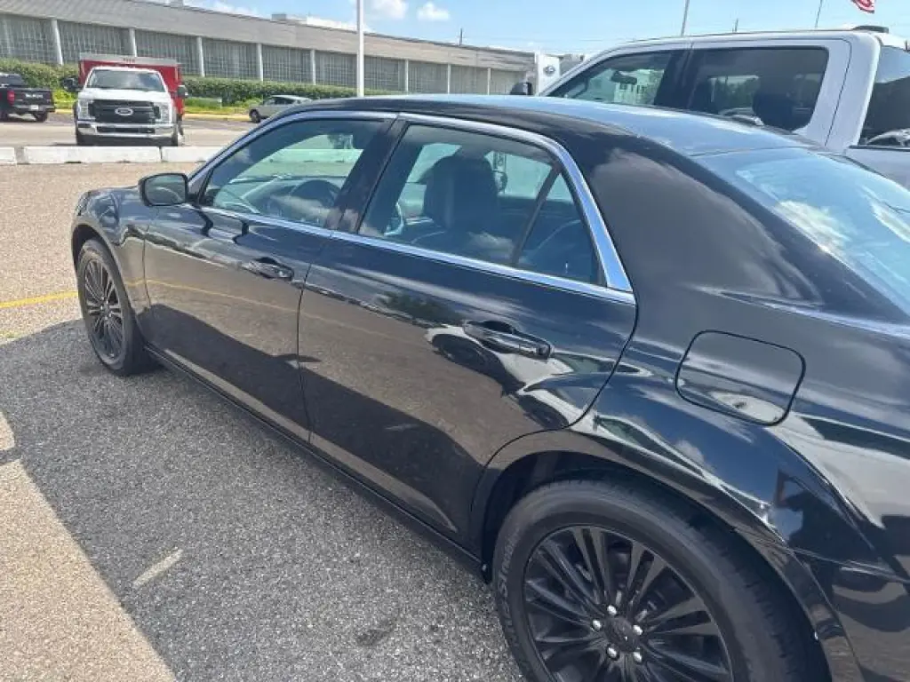 Chrysler 300 2014 AWD Base 4 puertas Sedan