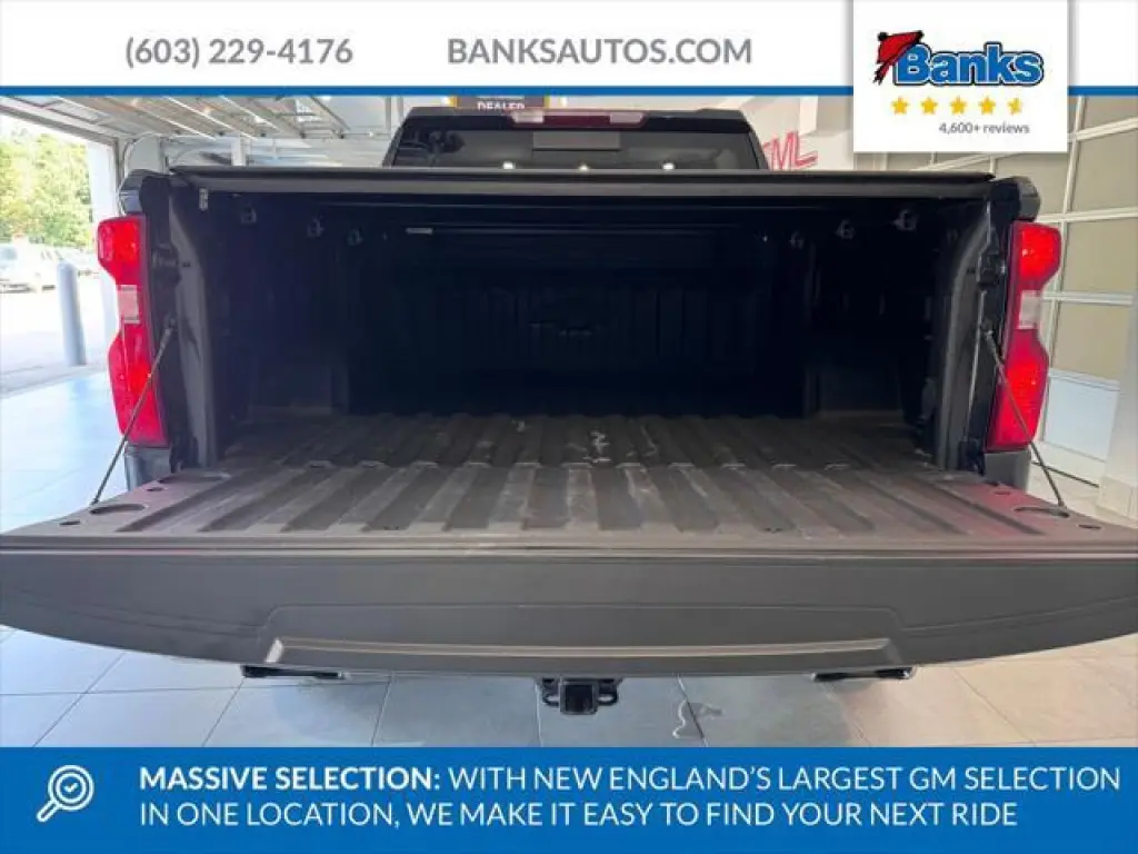 Chevrolet Silverado 1500 2024 4x4 LT 4 puertas Cabina Crew 5.8 pies. SB con 1LT