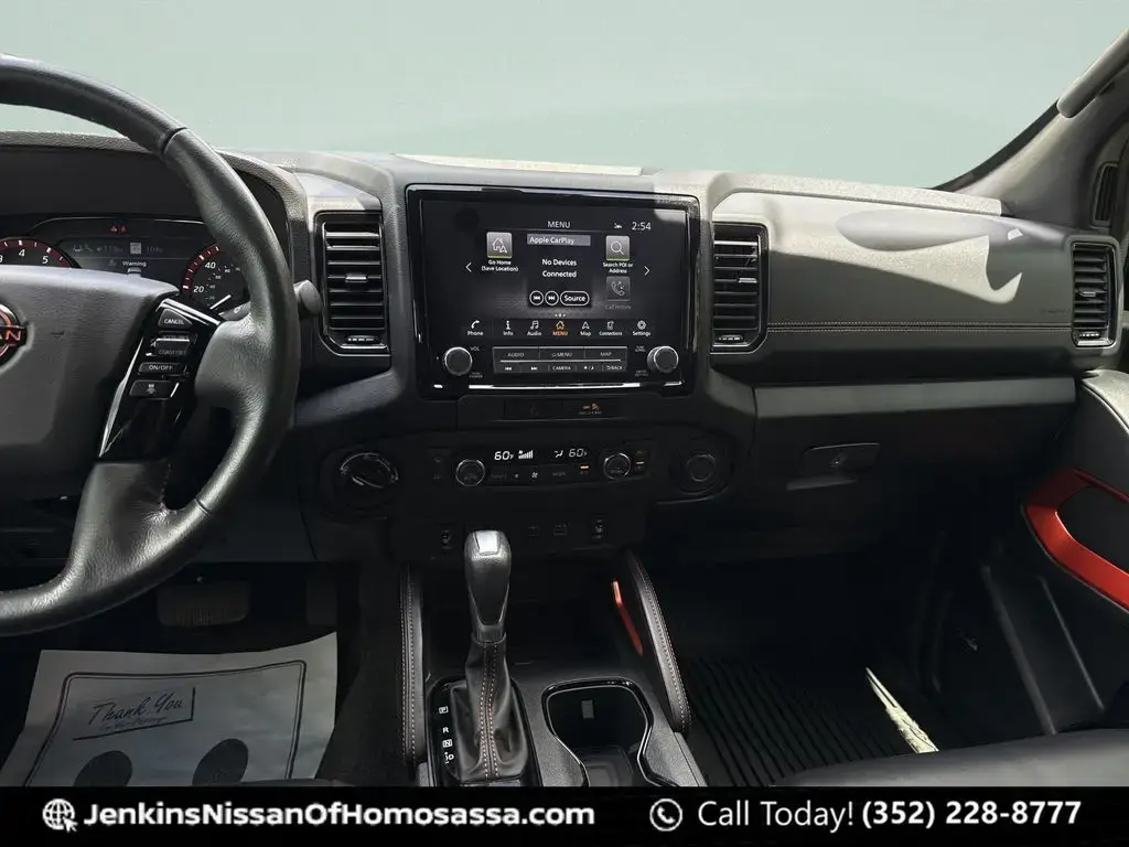Nissan Frontier 2023 4x4 PRO-4X 4 puertas Cabina Crew 5 pies. SB