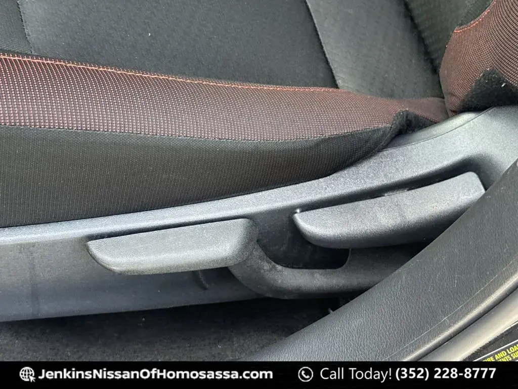 Nissan Versa 2024 SR 4dr Sedan