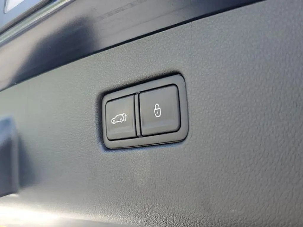 Genesis GV70 2023 AWD 2.5T Standard 4p SUV