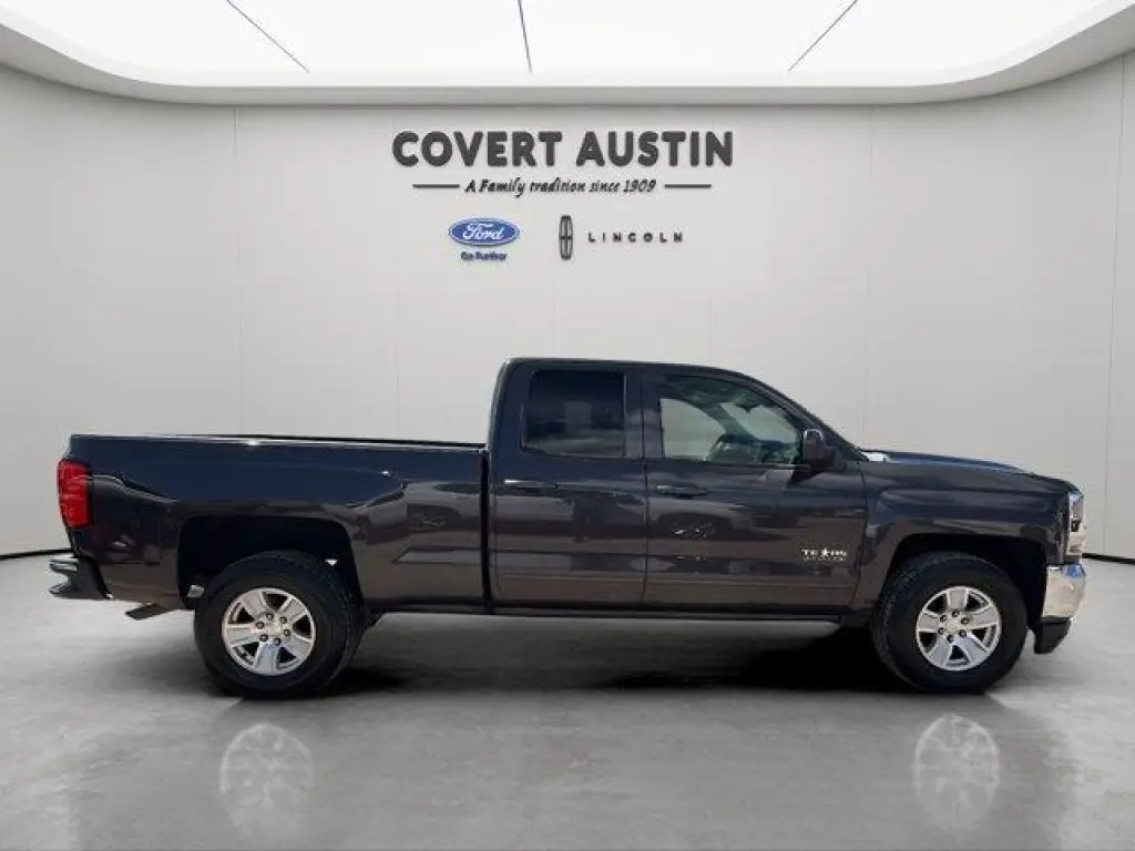 Chevrolet Silverado 1500 2016 4x2 LT Cabina Doble 4 puertas 6.5 pies. Caja Corta