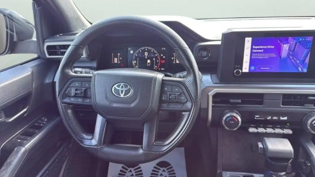 Toyota Tacoma 2025 4x2 SR5 4dr Double Cab 5.0 ft SB