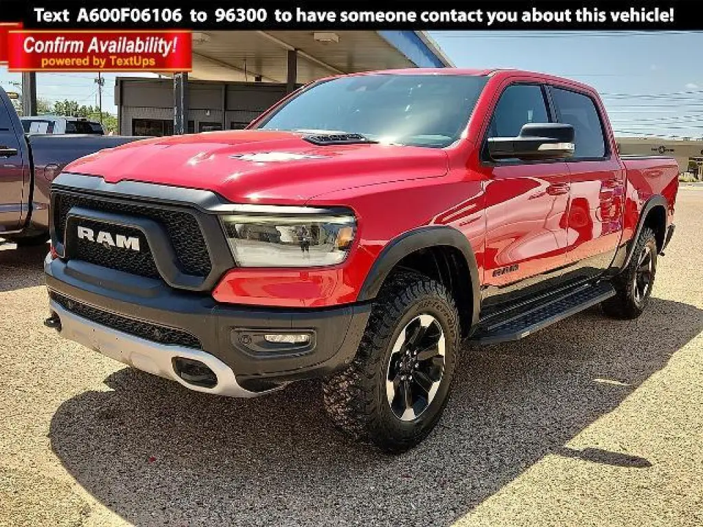 Ram 1500 2022 4x4 Rebel 4 puertas Cabina Crew 5.6 pies. Caja Pickup