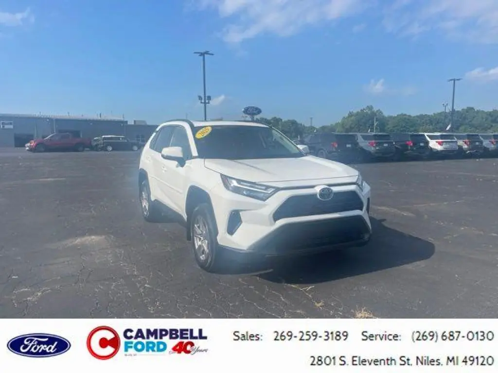Toyota RAV4 2025 AWD XLE 4p SUV