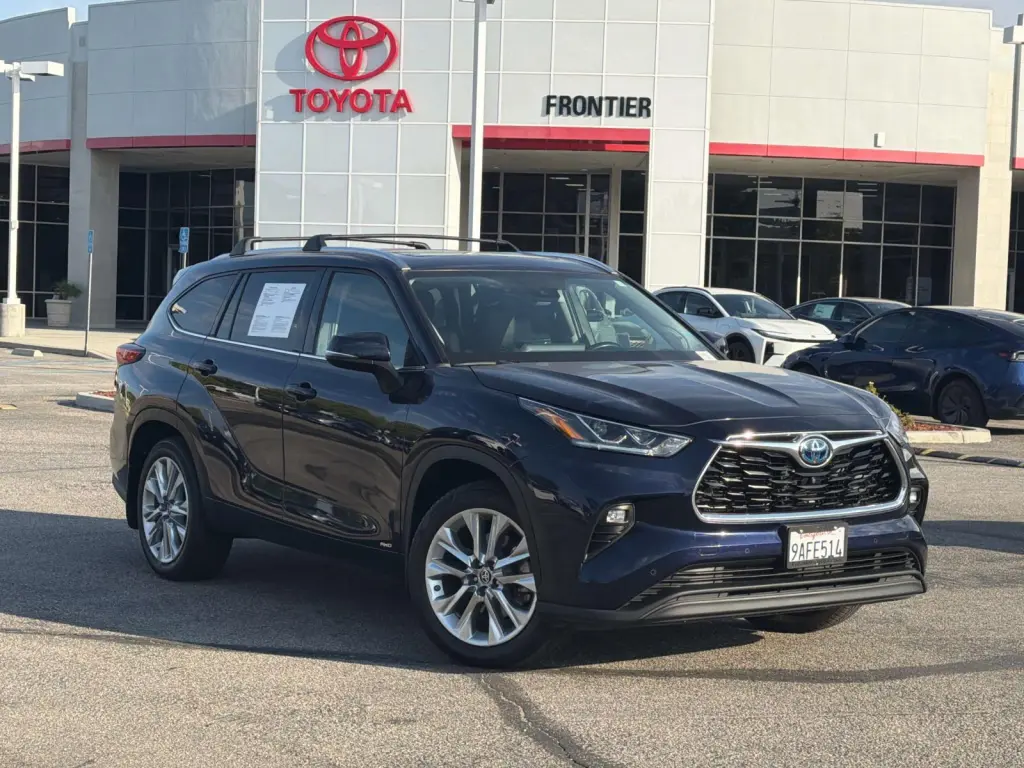 Toyota Highlander Híbrido 2022 AWD Limited 4 puertas SUV