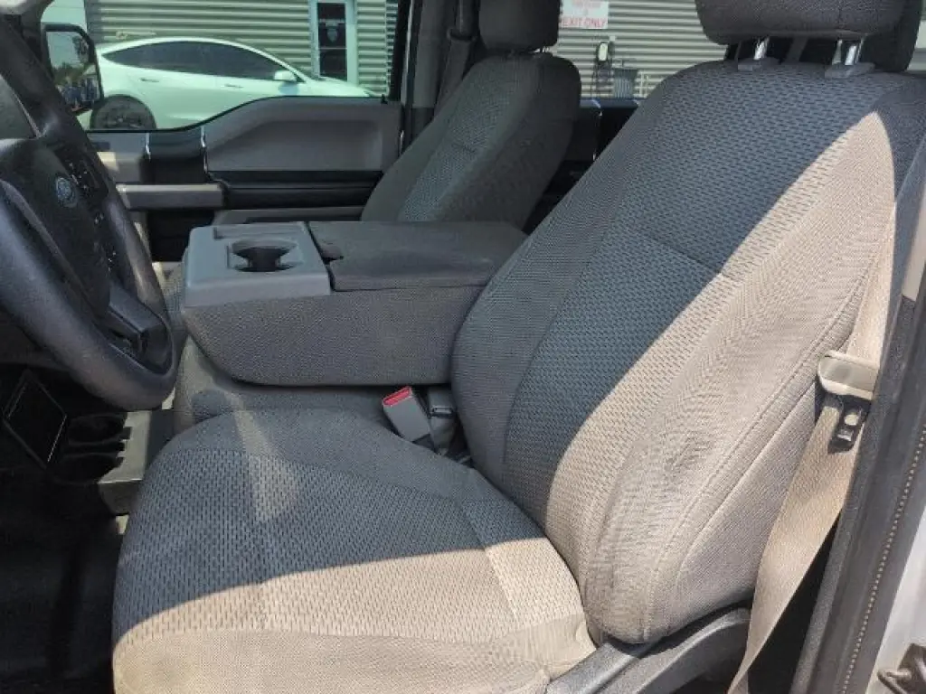 Ford F-150 2017 4x4 XL 4 puertas SuperCrew 5.5 pies SB