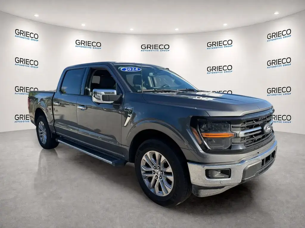 Ford F-150 2024 4x2 XLT 4 puertas SuperCrew 5.5 pies. SB