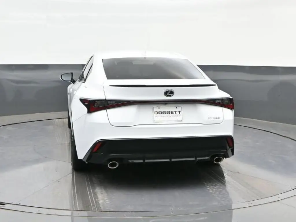Lexus IS 350 2025 F SPORT Design 4p Sedán