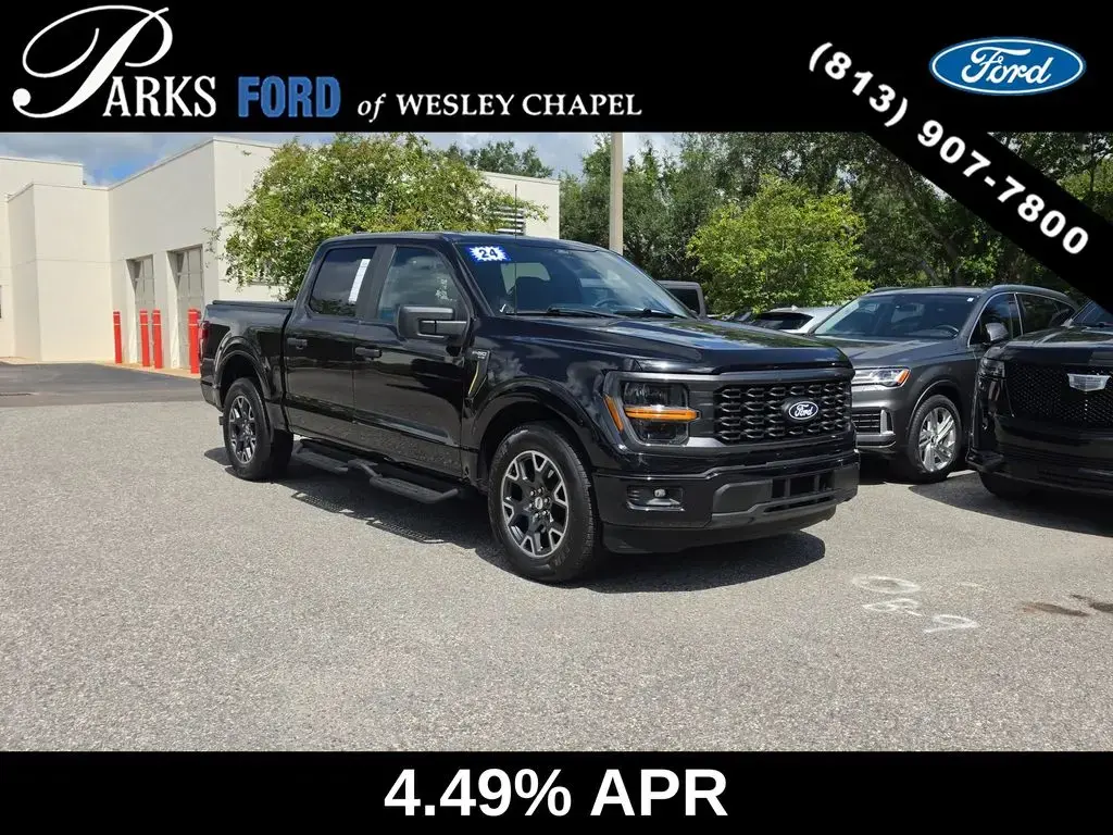 Ford F-150 2024 4x2 STX 4 puertas SuperCrew 5.5 pies. SB