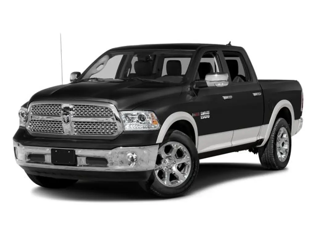 Ram 1500 2017 4x4 Laramie 4 puertas Cabina Crew 5.5 pies. Pickup SB