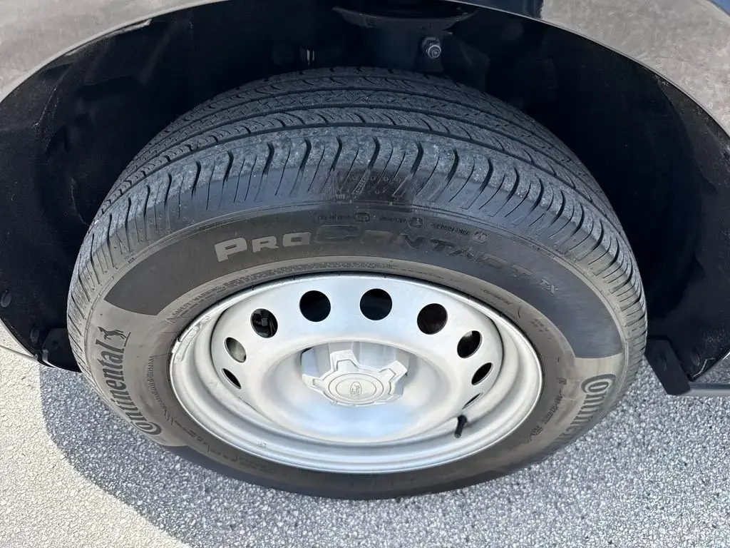 Ford Maverick 2025 XL 4 puertas SuperCrew 4.5 pies SB