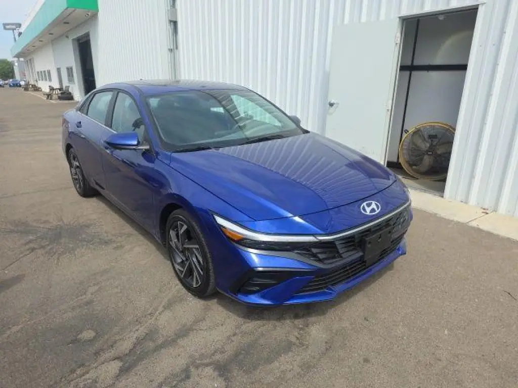 Hyundai ELANTRA 2025 SEL Convenience 4p Sedan