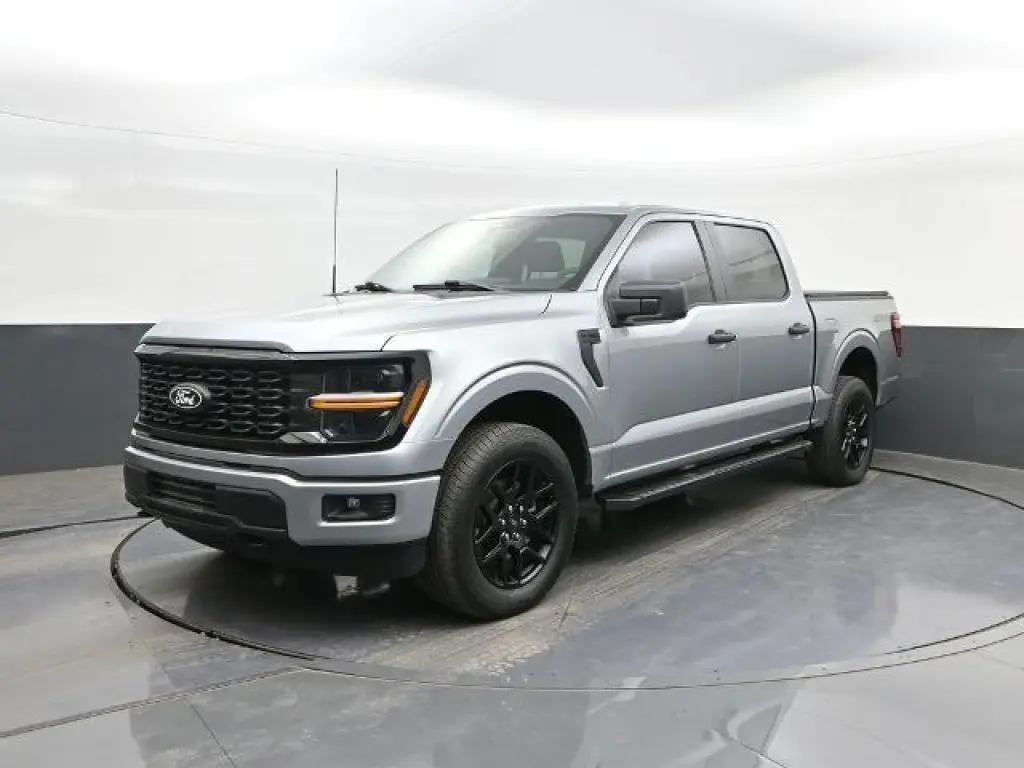 Ford F-150 2024 4x4 STX 4p SuperCrew 5.5 ft. SB