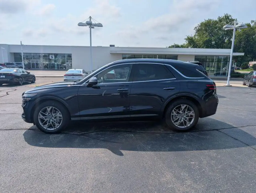 Genesis GV70 2025 AWD 2.5T Standard 4p SUV
