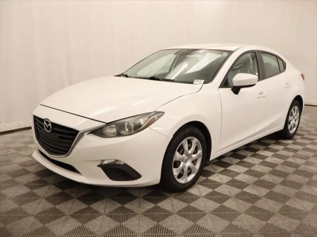Mazda Mazda3 2015 i Sport 4 puertas Sedán 6M